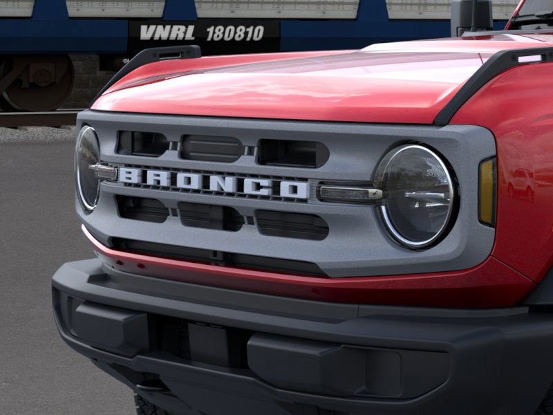 Vehicle image 19 of 25