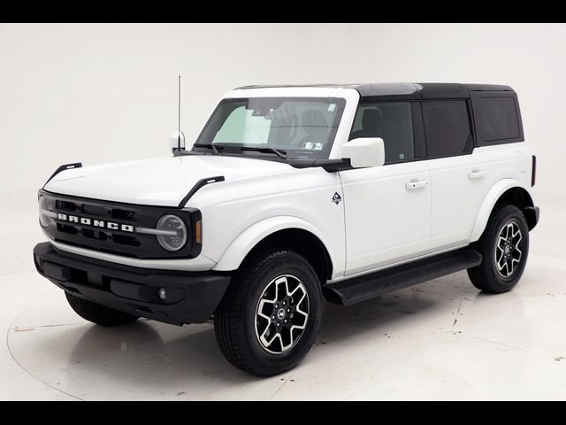2025 Ford Bronco Outer Banks