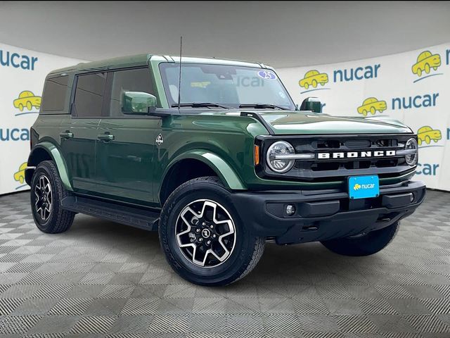 2025 Ford Bronco Outer Banks