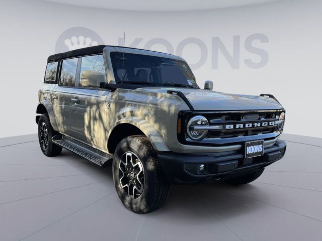 2025 Ford Bronco Outer Banks