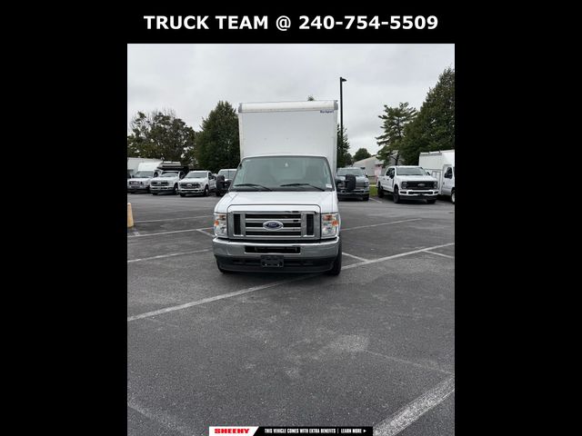 2025 Ford E-Series Base