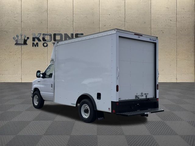 2025 Ford E-Series Base