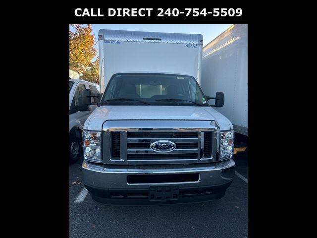 2025 Ford E-Series Base