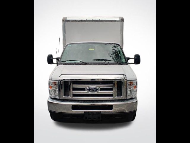 2025 Ford E-Series Base