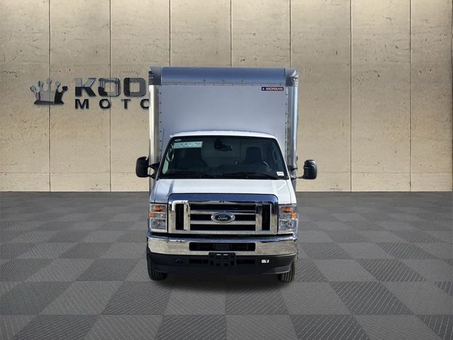 2025 Ford E-Series Base