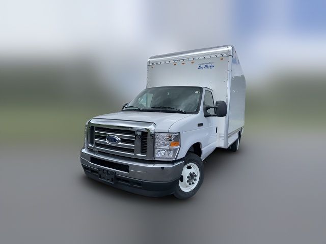 2025 Ford E-Series Base