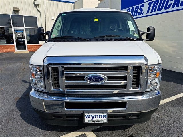 2025 Ford E-Series Base