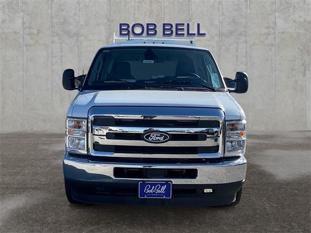 2025 Ford E-Series Base