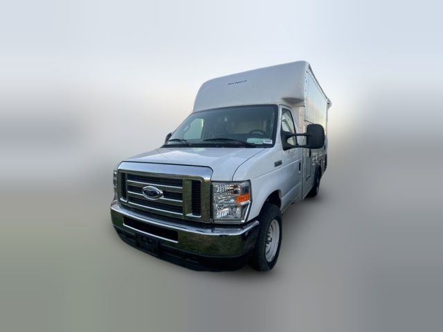 2025 Ford E-Series Base