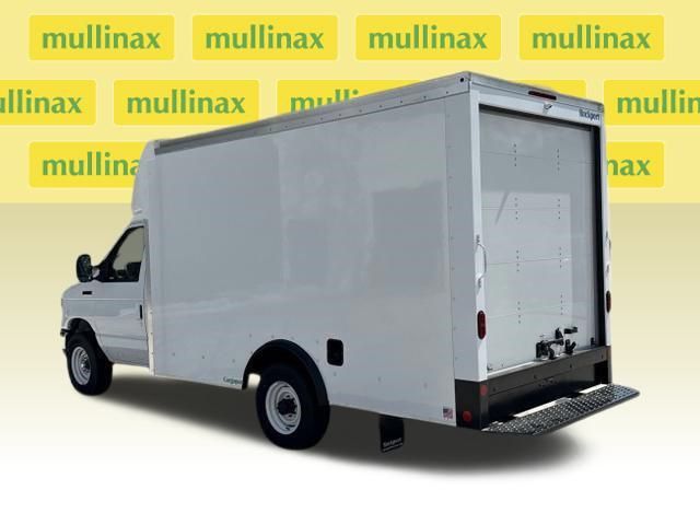 2025 Ford E-Series Base