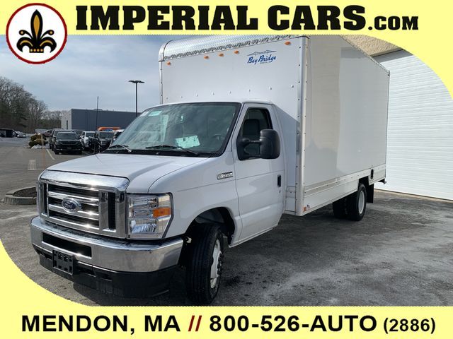 2025 Ford E-Series Base