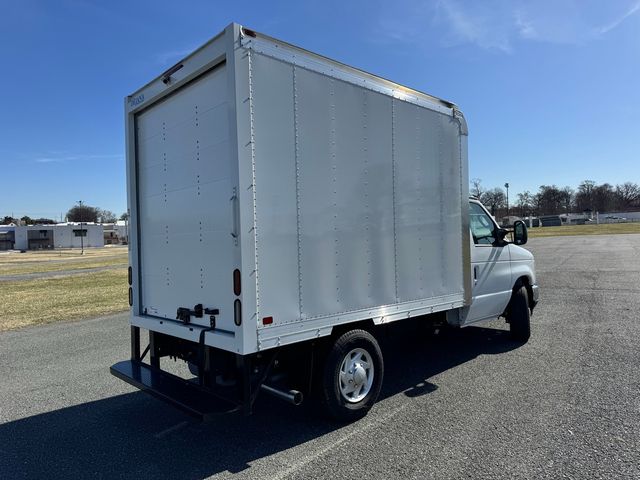 2025 Ford E-Series Base