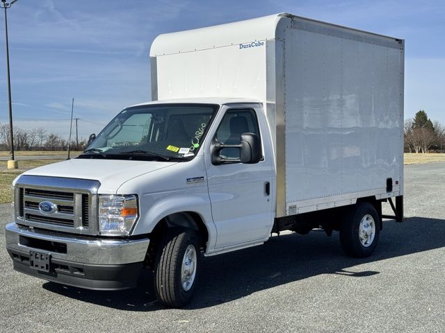 2025 Ford E-Series Base