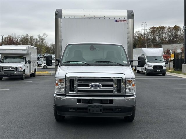 2025 Ford E-Series Base