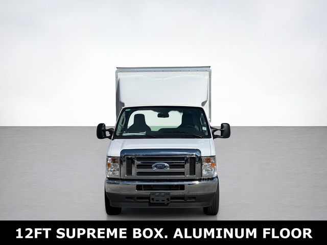 2025 Ford E-Series Base