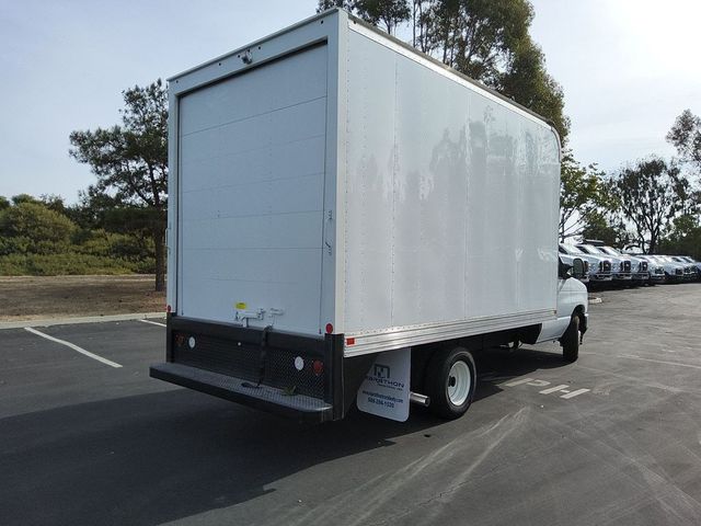 2025 Ford E-Series Base