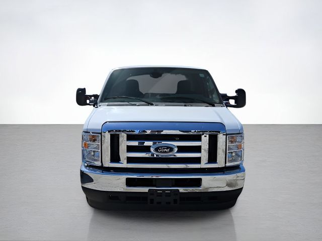 2025 Ford E-Series Base