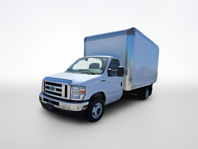 2025 Ford E-Series Base