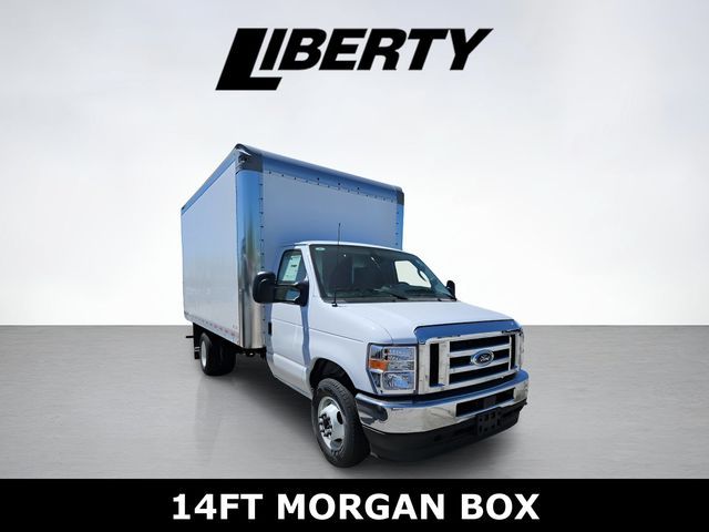 2025 Ford E-Series Base