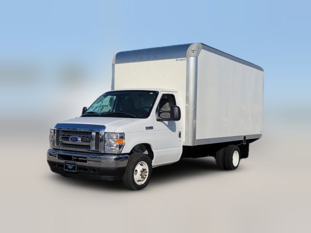 2025 Ford E-Series Base