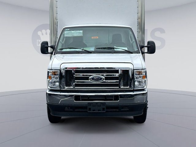 2025 Ford E-Series Base