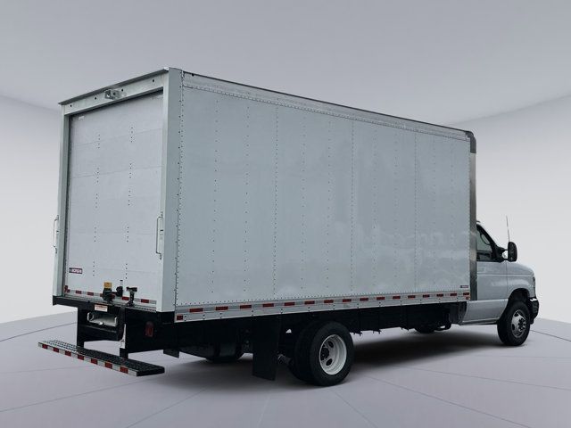 2025 Ford E-Series Base