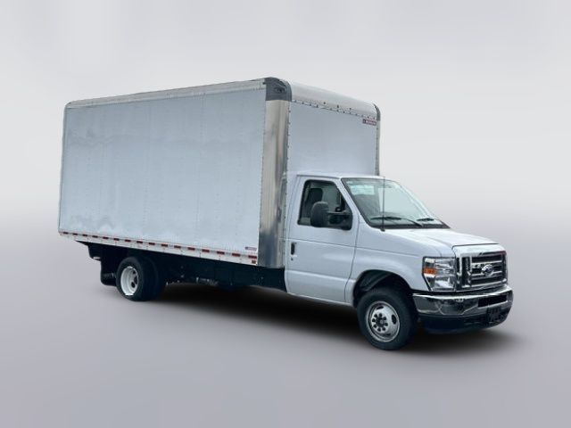 2025 Ford E-Series Base