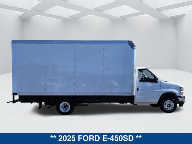 2025 Ford E-Series Base