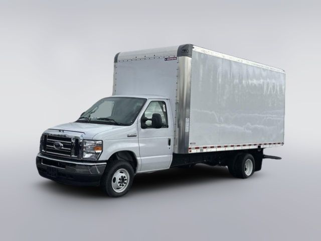 2025 Ford E-Series Base