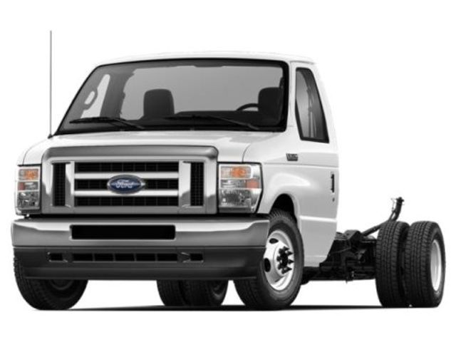 2025 Ford E-Series Base