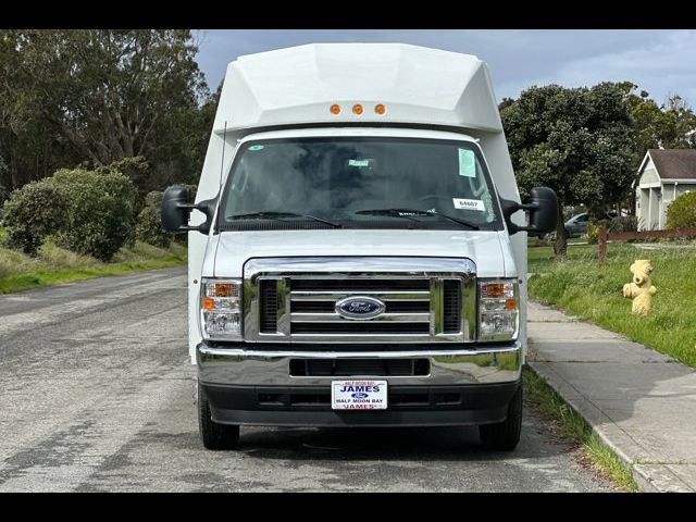 2025 Ford E-Series Base