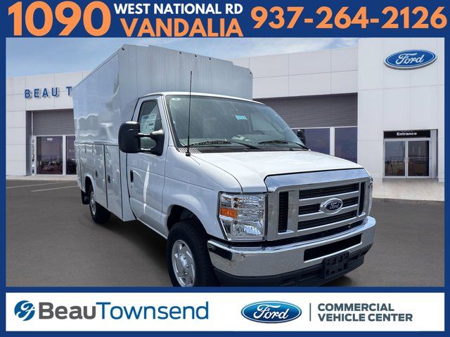 2025 Ford E-Series Base
