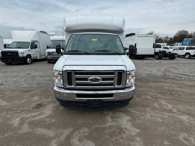 2025 Ford E-Series Base