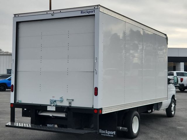 2025 Ford E-Series Base