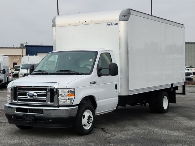 2025 Ford E-Series Base