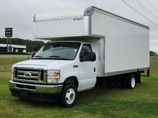 2025 Ford E-Series Base