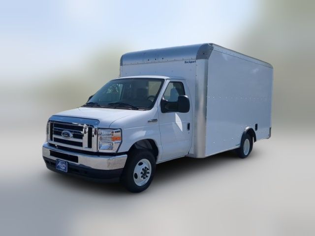 2025 Ford E-Series Base