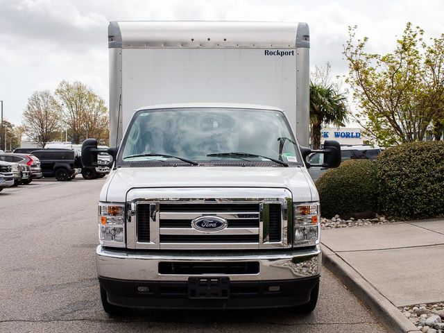 2025 Ford E-Series Base