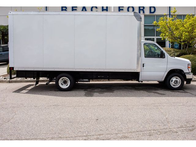 2025 Ford E-Series Base