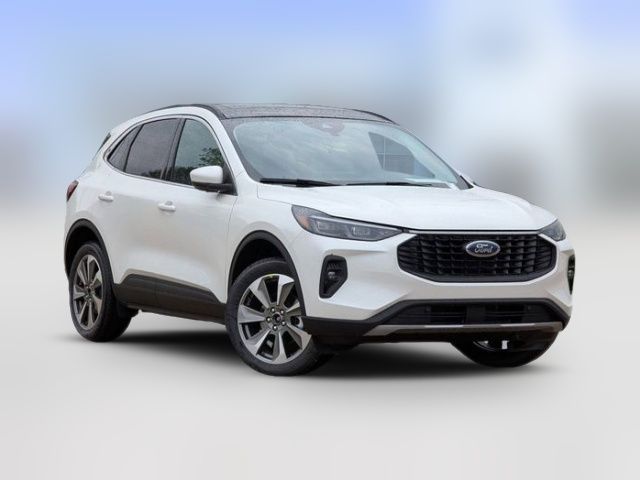 2025 Ford Escape Platinum
