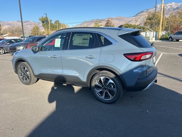 2025 Ford Escape Platinum