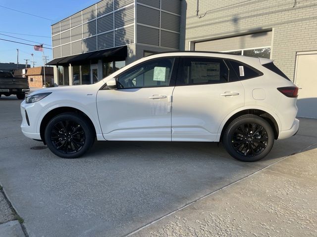 2025 Ford Escape ST-Line Elite