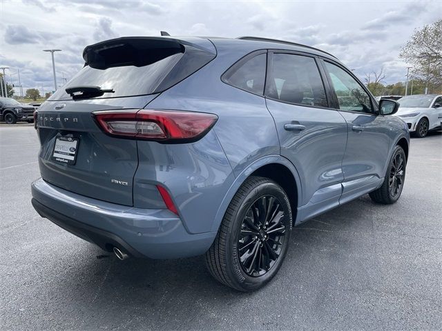 2025 Ford Escape ST-Line Elite