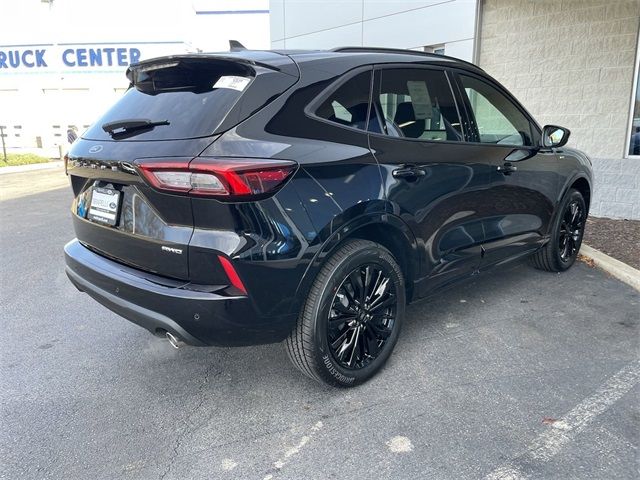 2025 Ford Escape ST-Line Elite