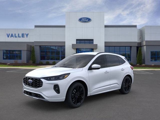 2025 Ford Escape ST-Line Elite