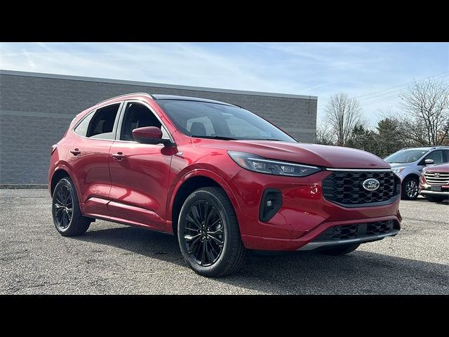 2025 Ford Escape ST-Line Elite