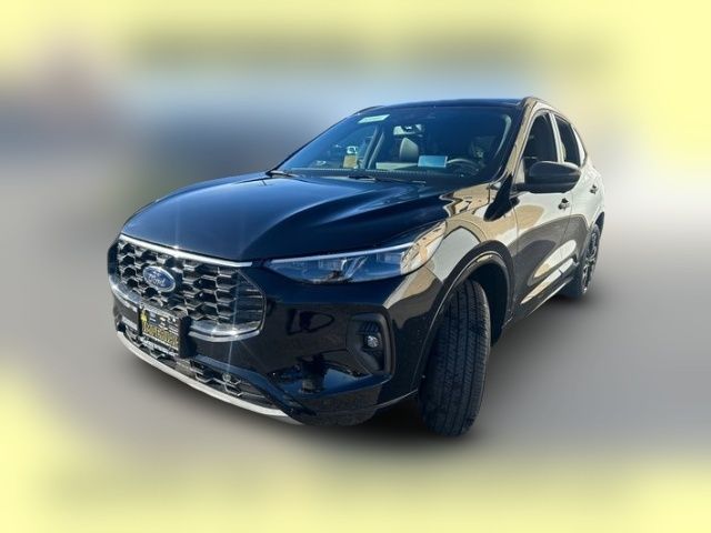 2025 Ford Escape ST-Line Elite