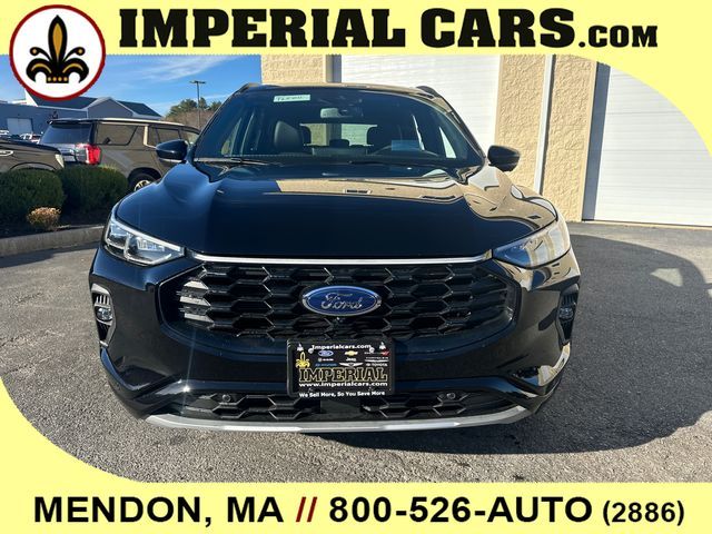 2025 Ford Escape ST-Line Elite