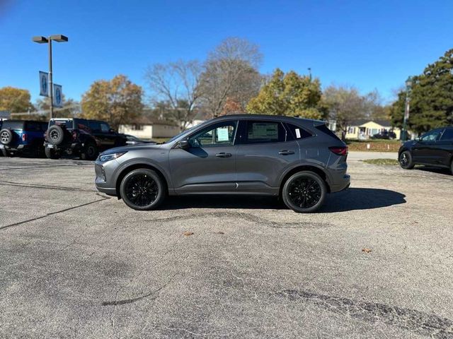 2025 Ford Escape ST-Line Elite