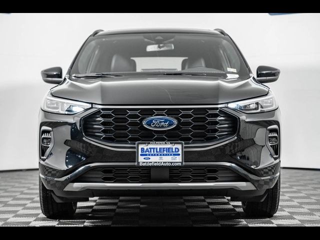 2025 Ford Escape ST-Line Elite